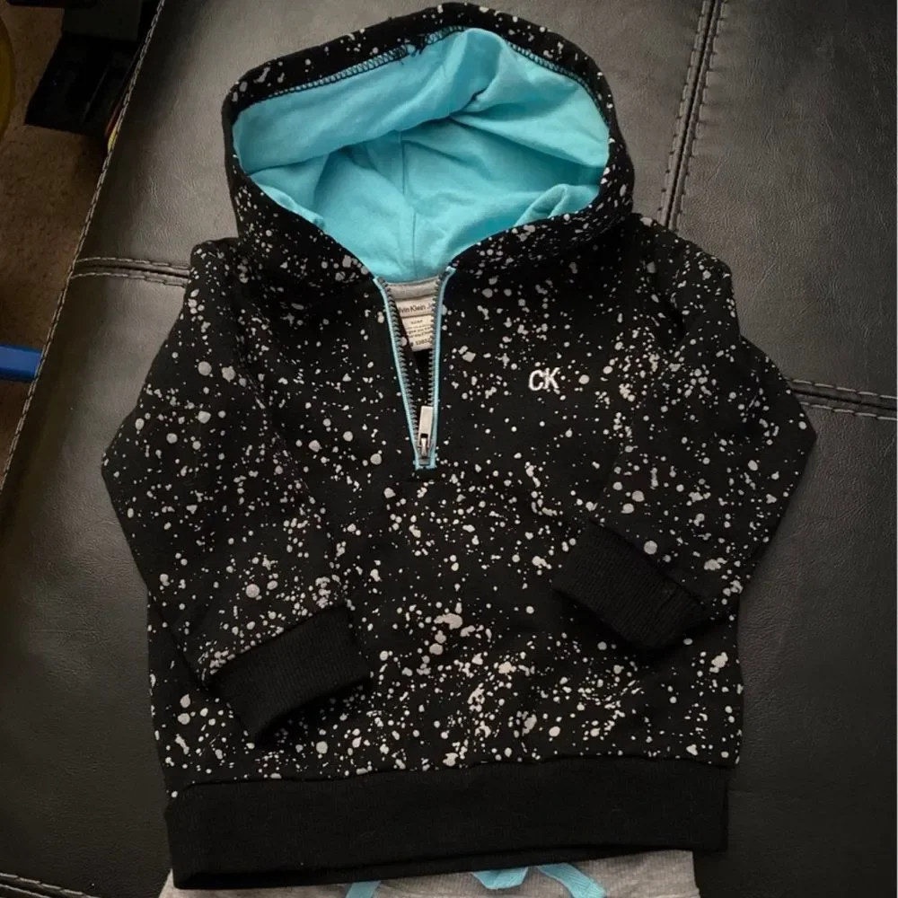 Calvin Klein baby sweatsuit 24m‎